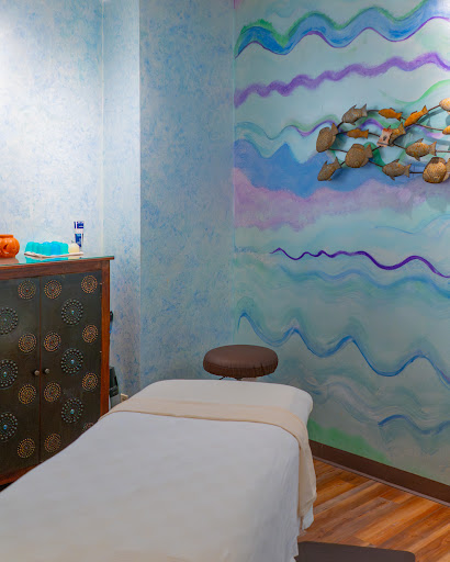 Centre Ave Massage & Spa LLC